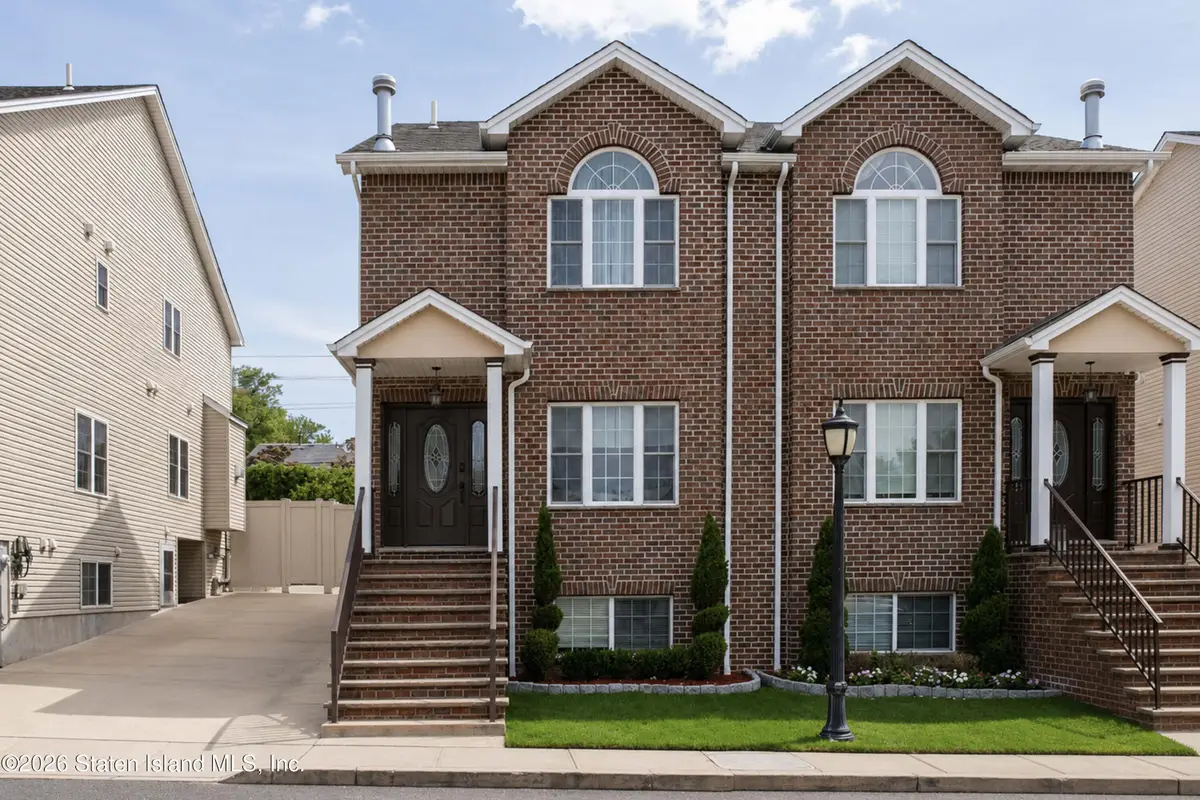 115 Santa Monica Lane, Staten Island, NY 10309 - #1