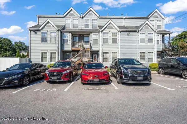 243 Pond Way #B, Staten Island, NY 10303