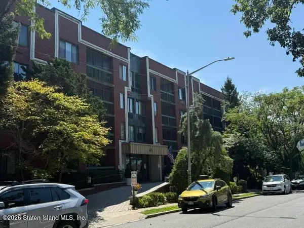 41 Wellington Court #1h, Staten Island, NY 10314