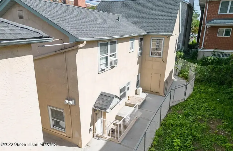 26 Robin Road, Staten Island, NY 10305 - #2