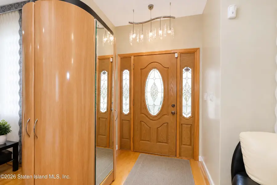 38 Foch Avenue, Staten Island, NY 10305 - #3