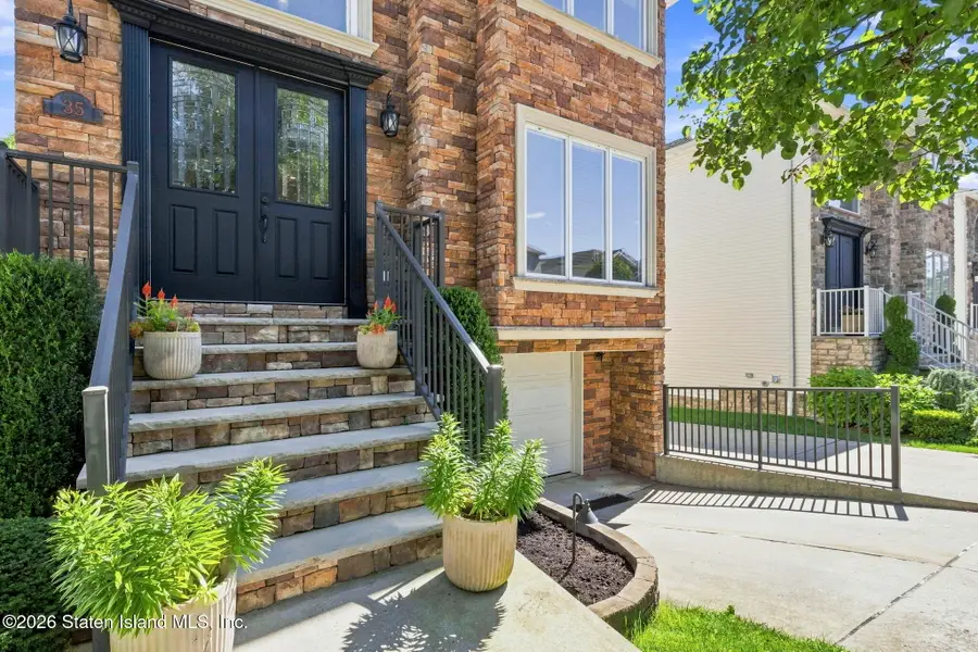 35 Brookside Loop, Staten Island, NY 10309 - #3