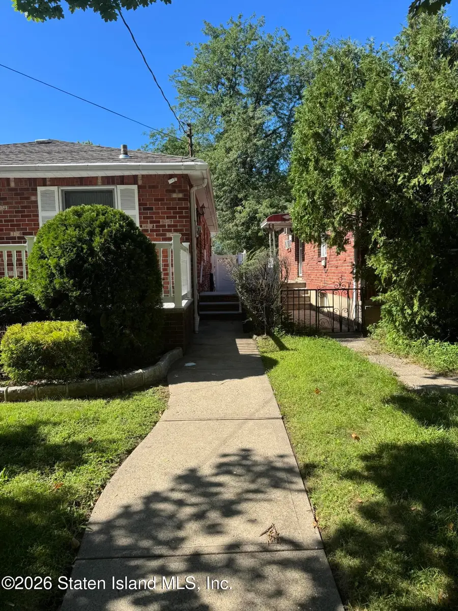 210 Allison Avenue, Staten Island, NY 10306 - #2