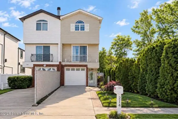 214 Slater Boulevard, Staten Island, NY 10305