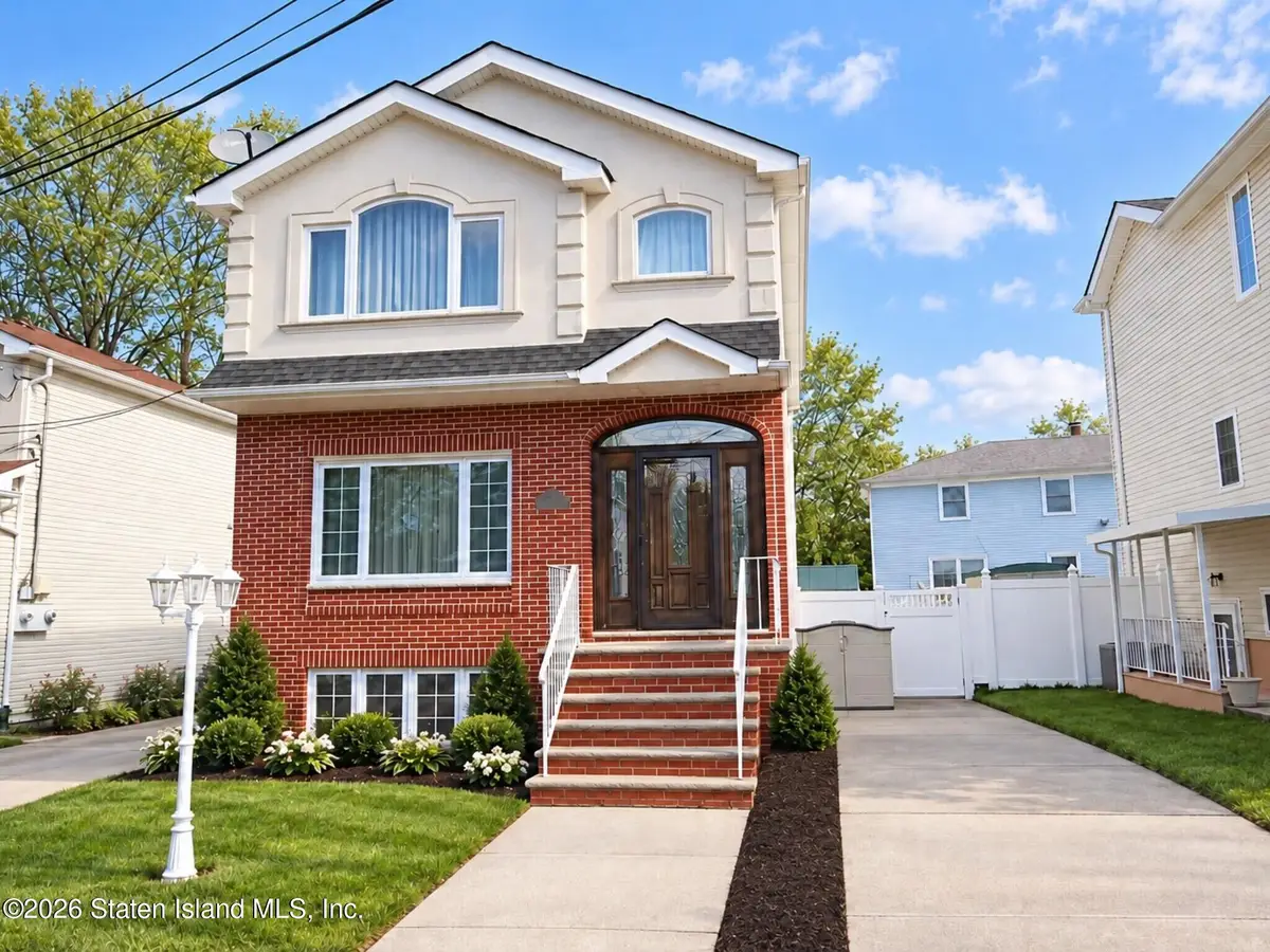 35 Georgia Court, Staten Island, NY 10309 - #1