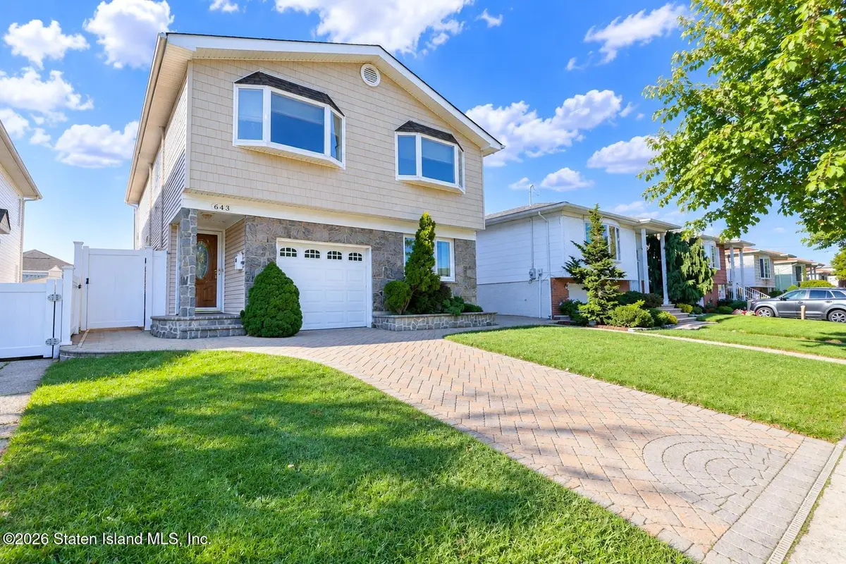 643 Rathbun Avenue, Staten Island, NY 10312 - #1