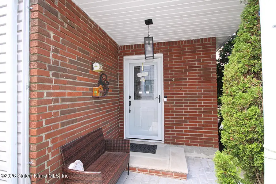 24 E Figurea Avenue, Staten Island, NY 10308 - #2