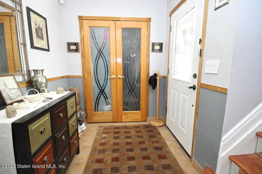 24 E Figurea Avenue, Staten Island, NY 10308 - #3
