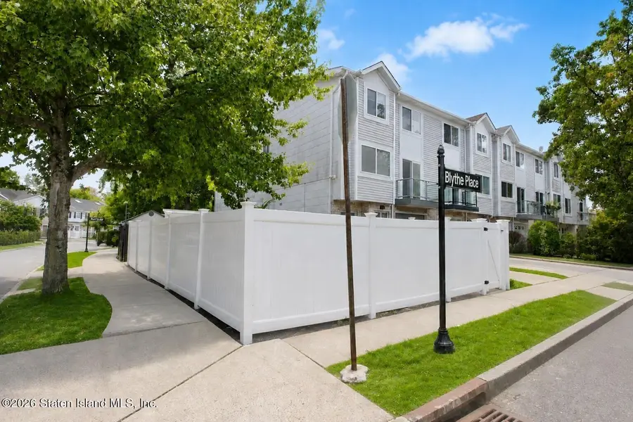112 Blythe Place, Staten Island, NY 10306 - #3