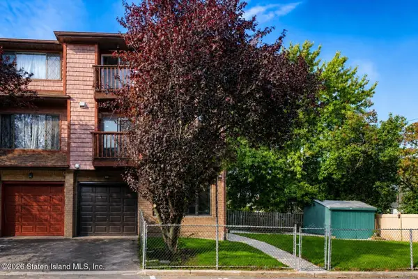 10 Kay Place, Staten Island, NY 10305