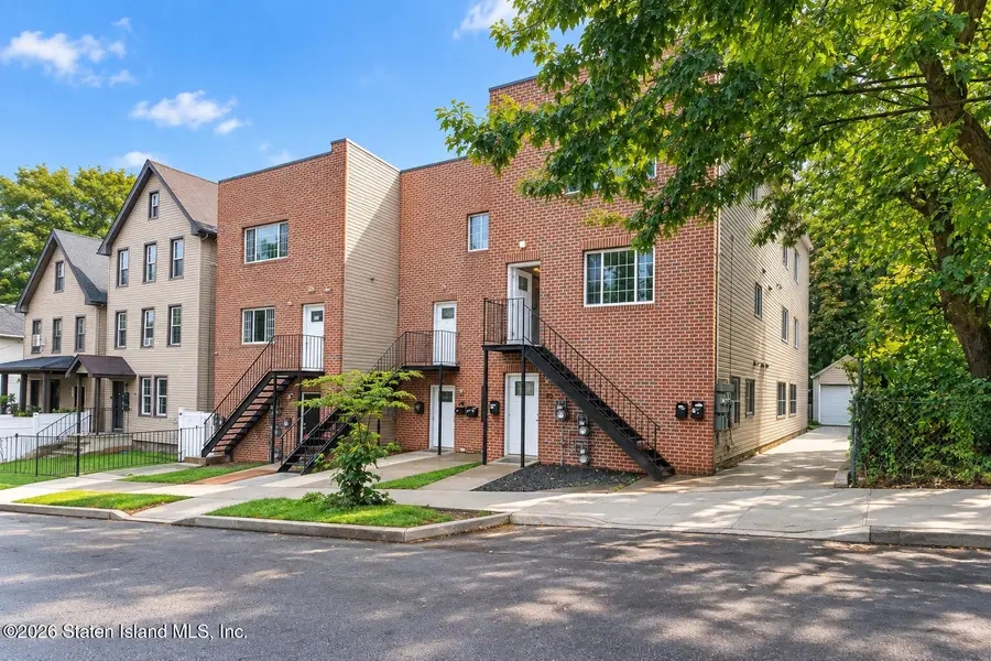 88 Layton Avenue, Staten Island, NY 10301 - #3