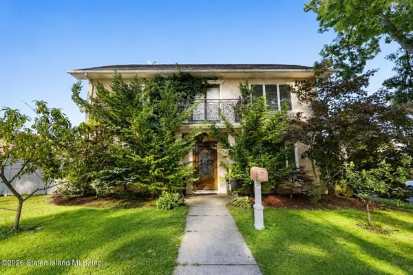 35 Landis Avenue, Staten Island, NY 10305