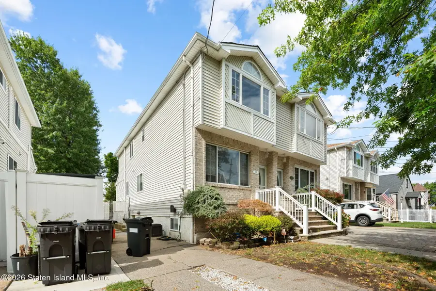 276 Barnard Avenue, Staten Island, NY 10307 - #2
