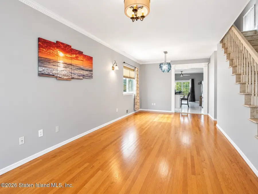 276 Barnard Avenue, Staten Island, NY 10307 - #3