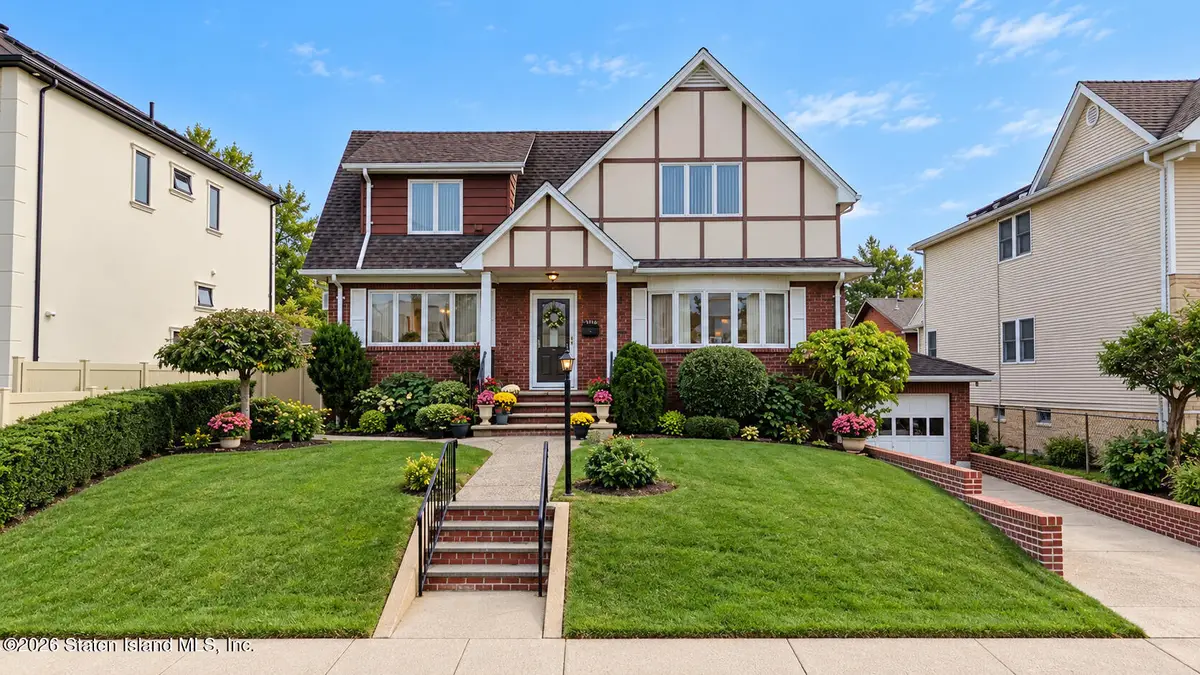 180 Radcliff Road, Staten Island, NY 10305 - #1