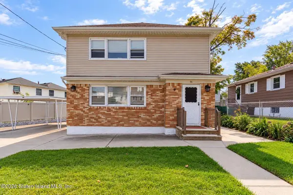 94 Cedar Avenue, Staten Island, NY 10305