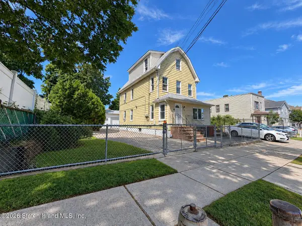 46 Grandview Avenue, Staten Island, NY 10303