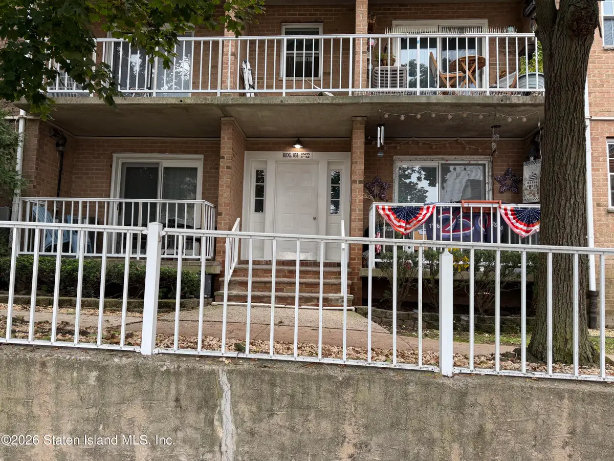 85 Elmwood Park Drive #3, Staten Island, NY 10314 - #1