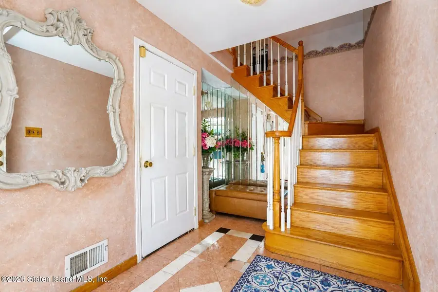 39 Hemlock Lane, Staten Island, NY 10309 - #2