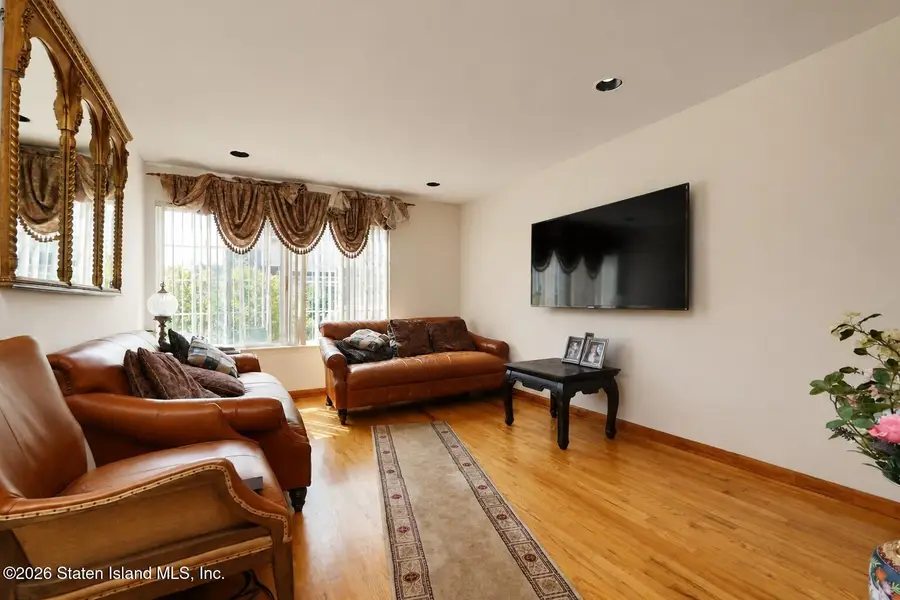 39 Hemlock Lane, Staten Island, NY 10309 - #3