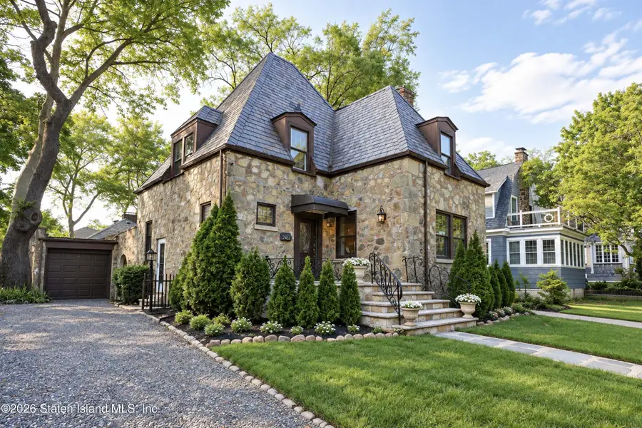 19 Lakeview Terrace, Staten Island, NY 10305 - #2