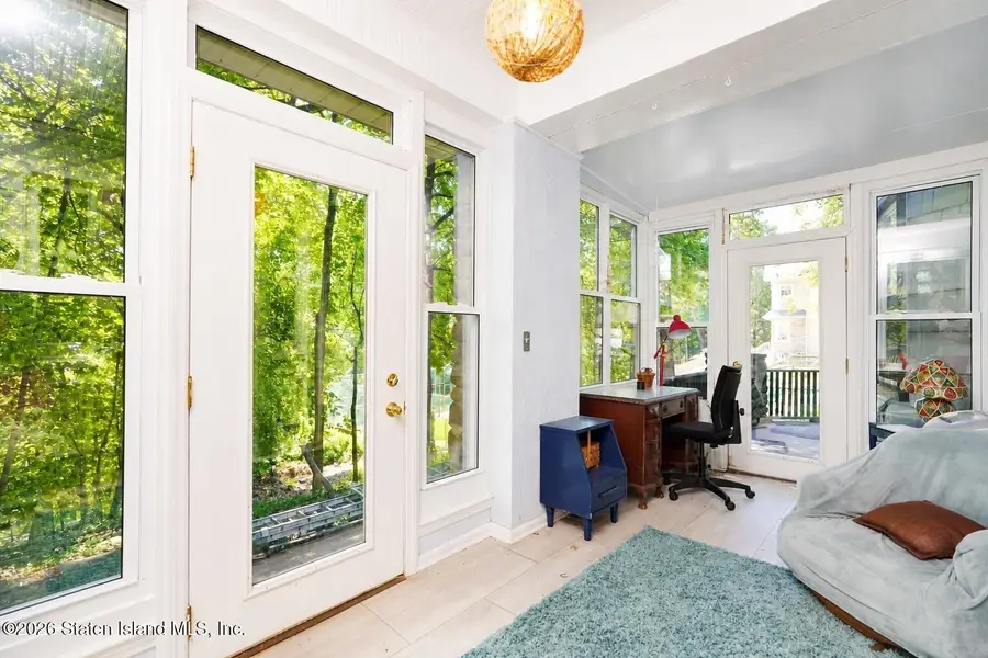 150 Douglas Road, Staten Island, NY 10304 - #3