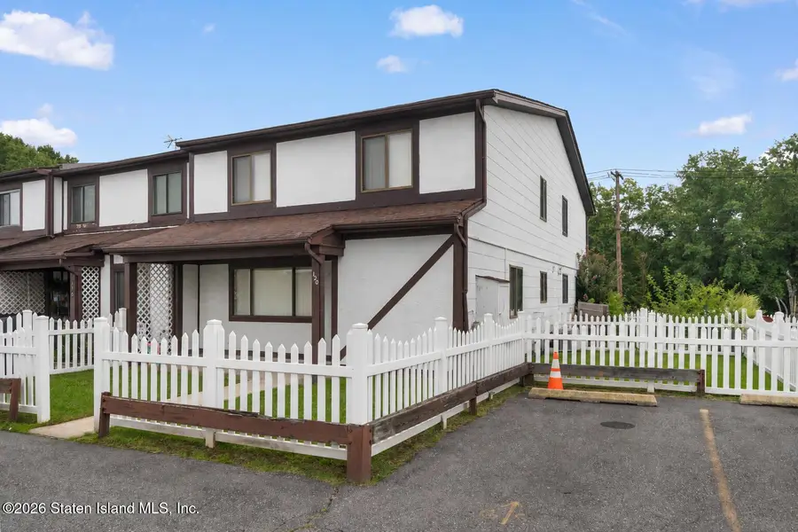 120 Parkview Loop, Staten Island, NY 10314 - #2
