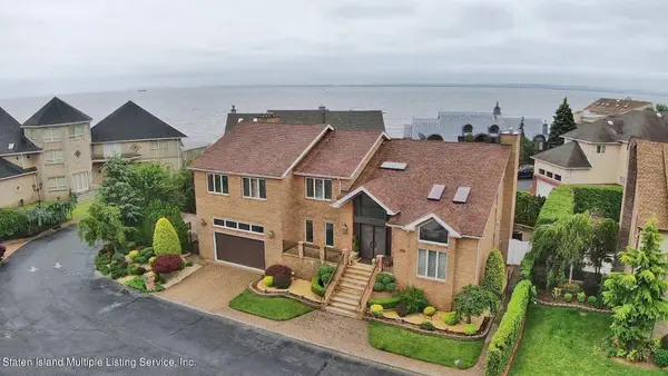 25 Nicolosi Drive, Staten Island, NY 10312