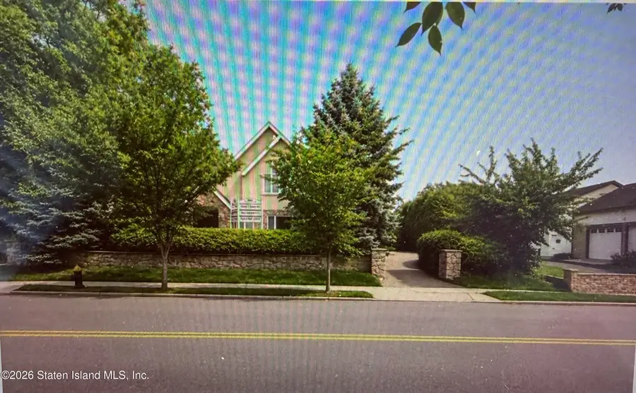2372 Victory Boulevard, Staten Island, NY 10314 - #2