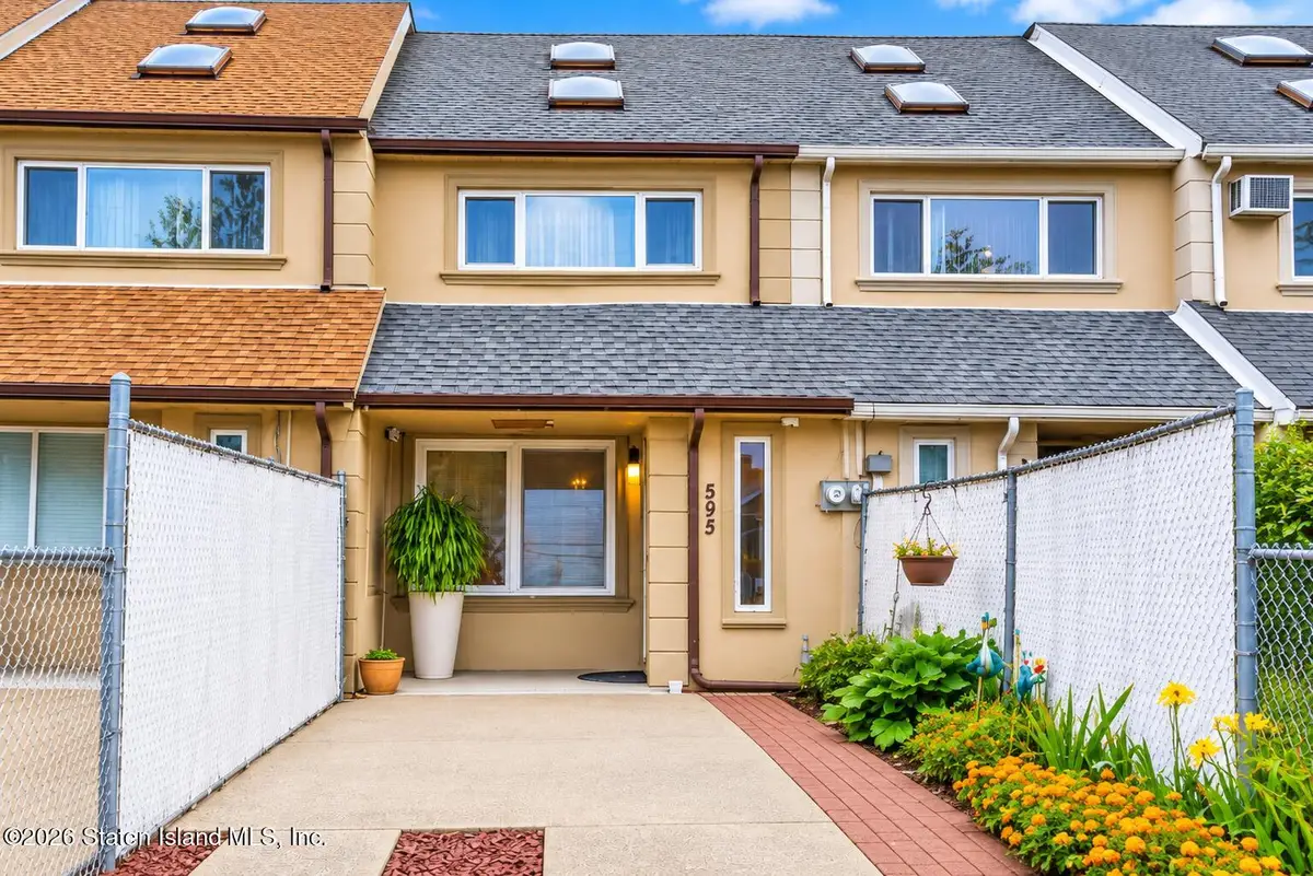 595 Lincoln Avenue, Staten Island, NY 10306 - #1