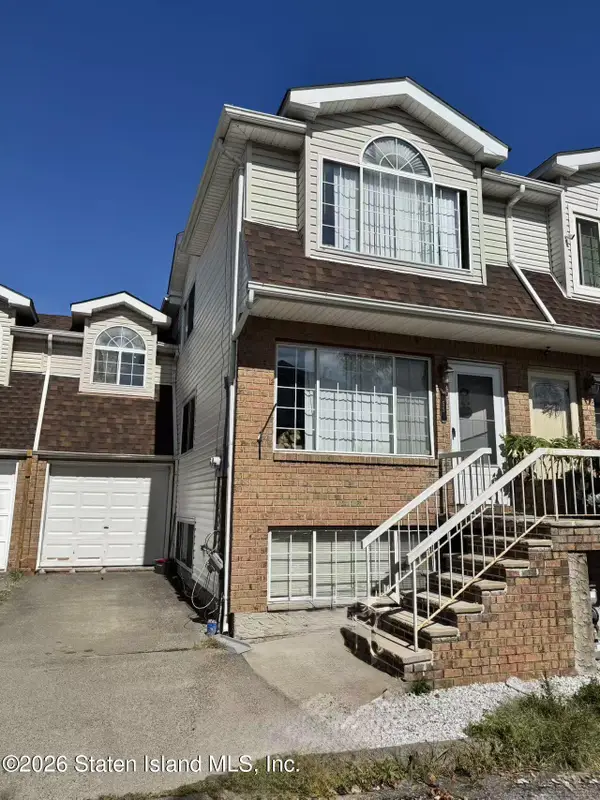 55 Hope Lane, Staten Island, NY 10305