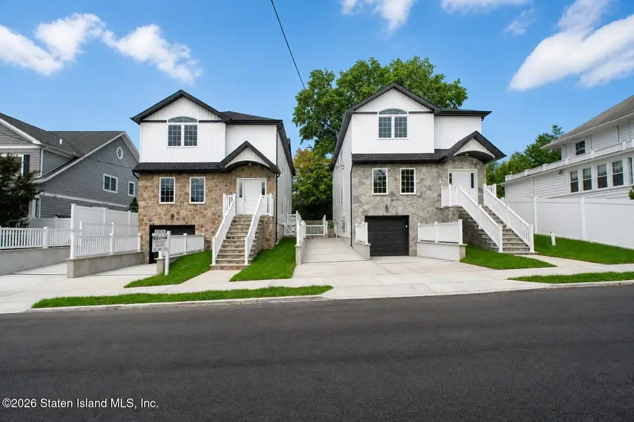 685 Oakland Avenue, Staten Island, NY 10310 - #2