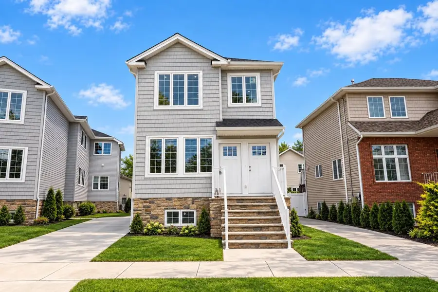 3943 Victory Boulevard, Staten Island, NY 10314 - #3