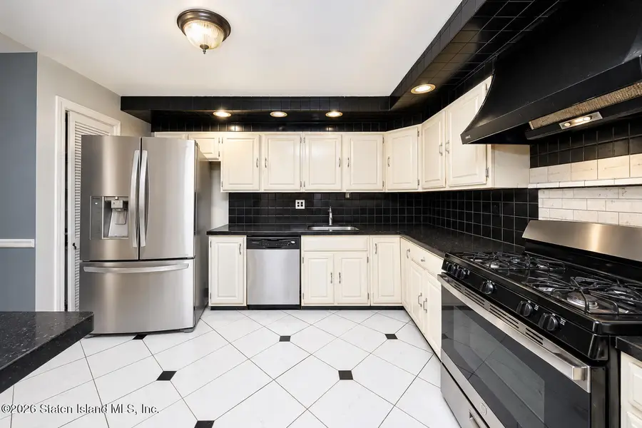77 Simonson Avenue, Staten Island, NY 10303 - #3