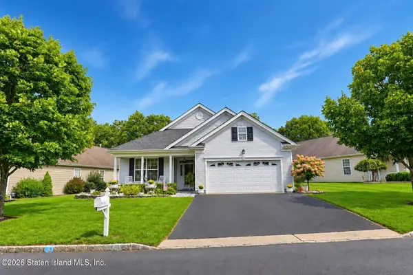 97 Stamford Drive, Jackson, NJ 08527