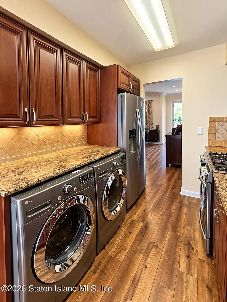 32 Charleston Avenue, Staten Island, NY 10309 - #3