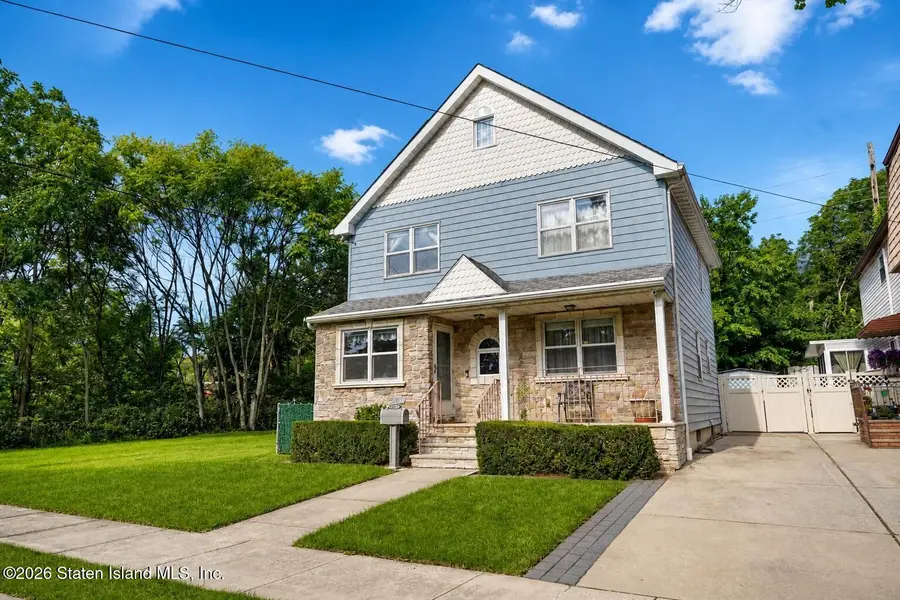 1983 S Railroad Avenue, Staten Island, NY 10306 - #2