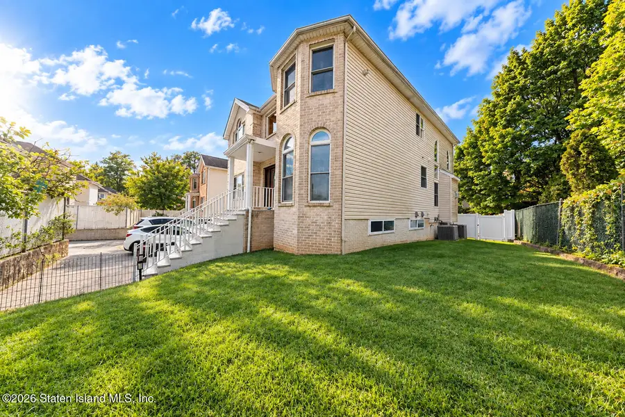 26 Bayview Avenue, Staten Island, NY 10309 - #2