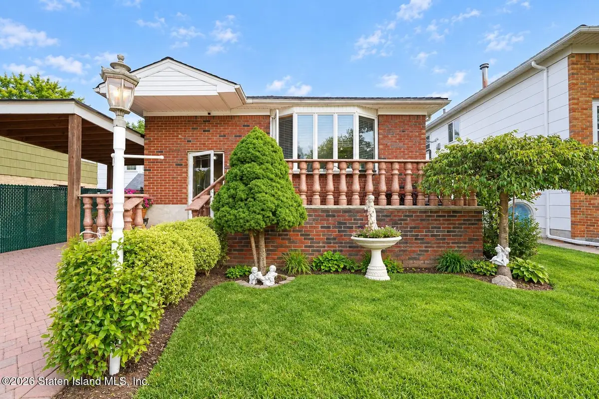 27 Muller Avenue, Staten Island, NY 10314 - #1