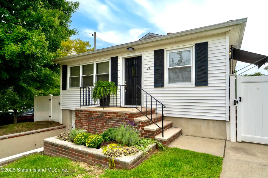 21 Bellhaven Place, Staten Island, NY 10314 - #2