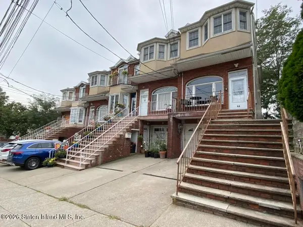 44 Wiman Place, Staten Island, NY 10305