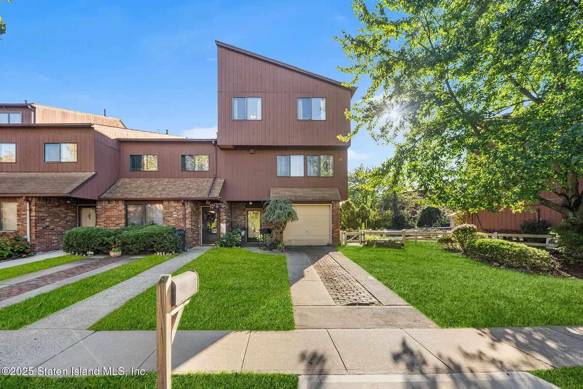 164 Stonegate Drive, Staten Island, NY 10304 - #1