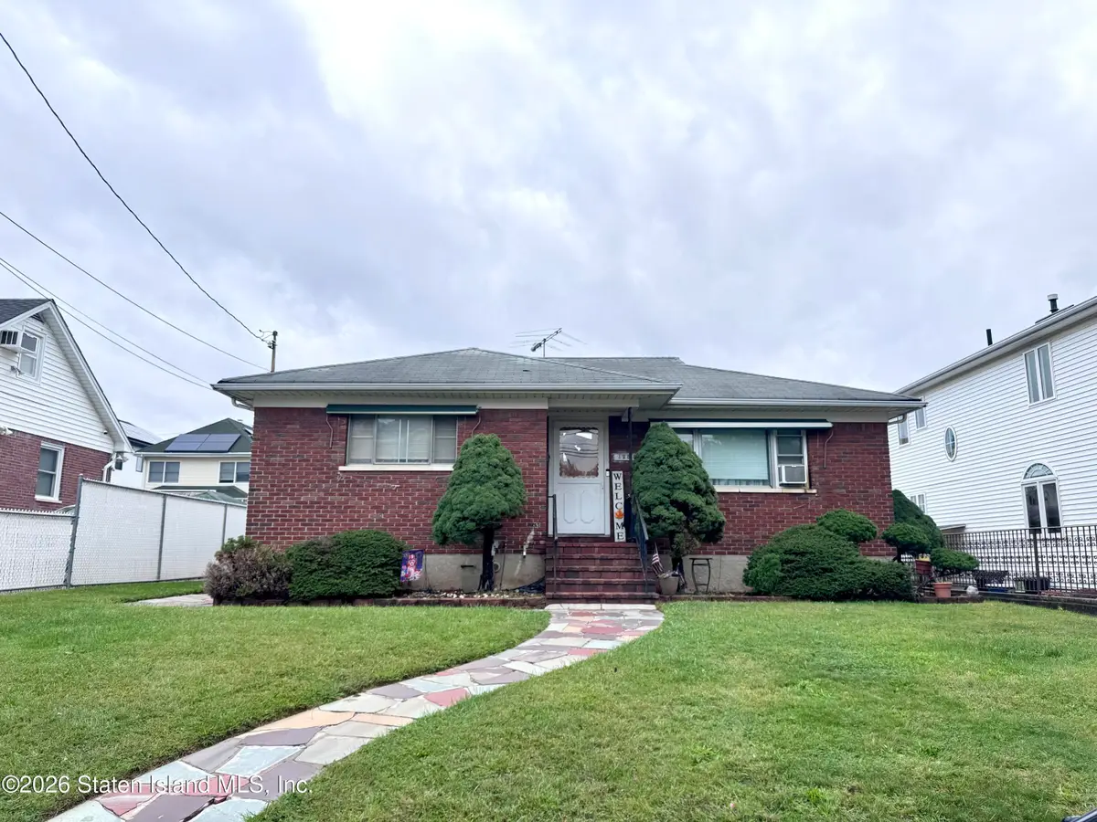 125 Bedford Avenue, Staten Island, NY 10306 - #1