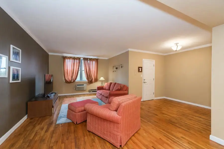 1160 Richmond Road #4A, Staten Island, NY 10304 - #3