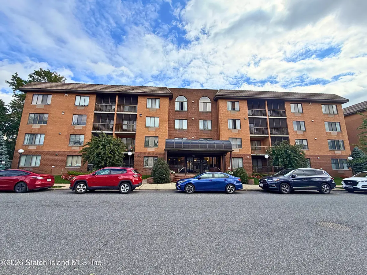 75 Essex Drive #2e, Staten Island, NY 10314 - #1