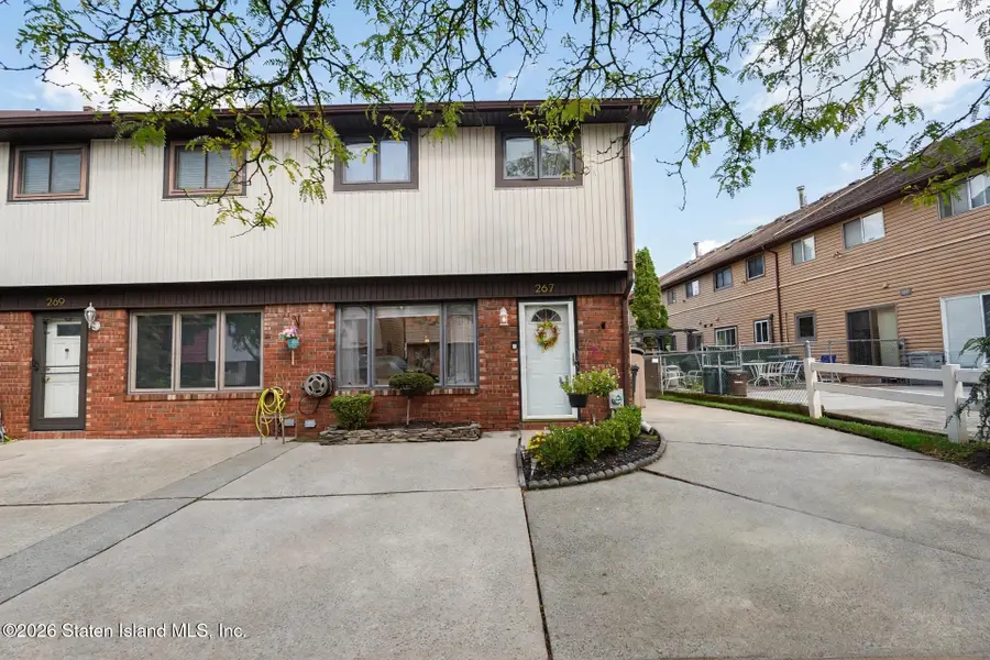 267 Rolling Hill Green, Staten Island, NY 10312 - #2