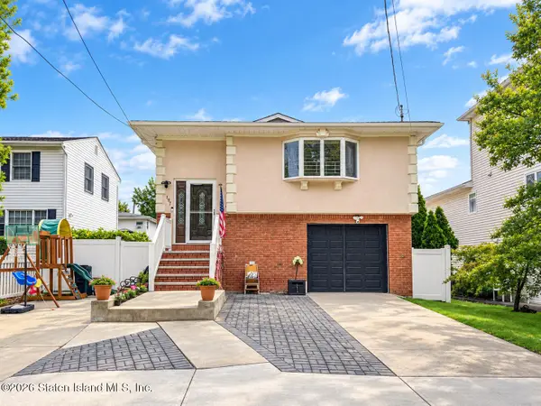 197 Currie Avenue, Staten Island, NY 10306