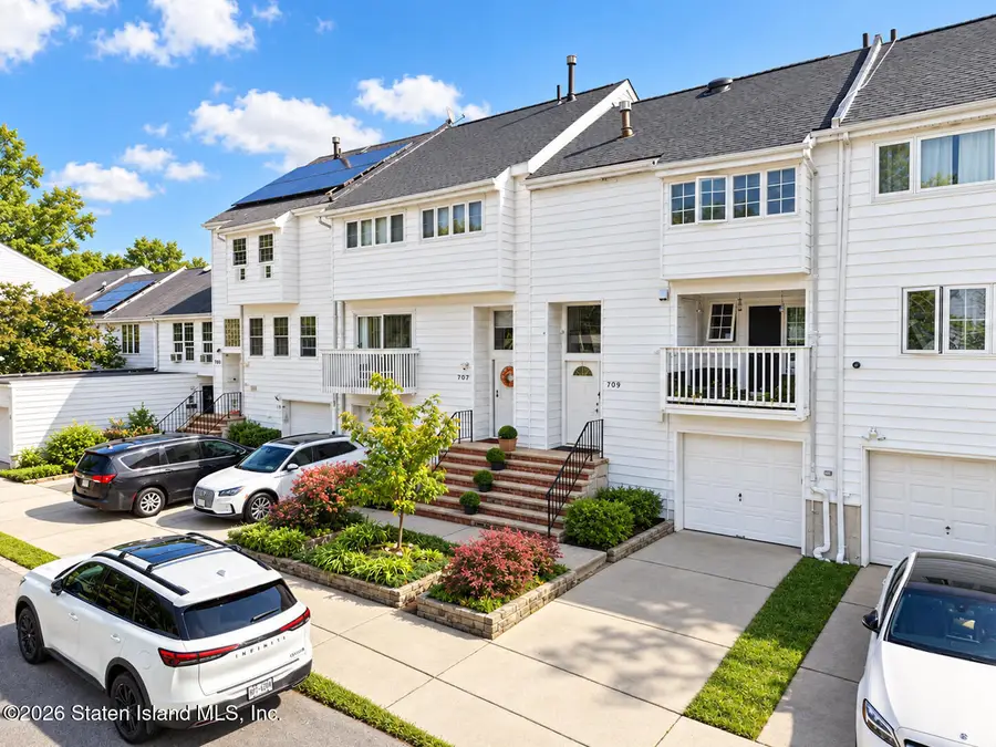 109 Hampton Green, Staten Island, NY 10312 - #2