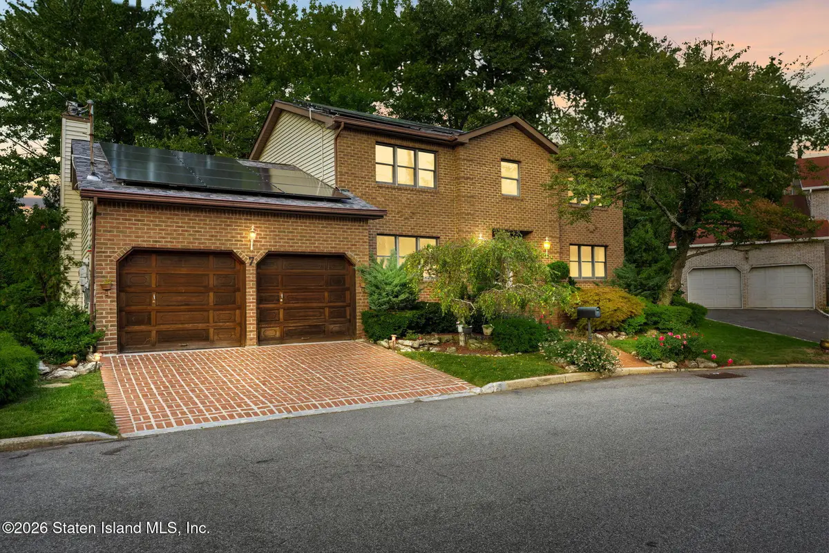 7 Reiss Lane, Staten Island, NY 10304 - #1