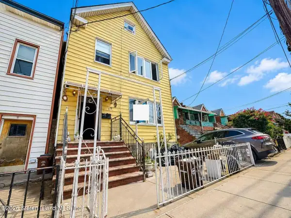 13 Bay 38th Street, Brooklyn, NY 11214